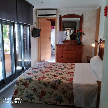 Habitación en un Ático con gran terraza al aire libre una noche 75 mas noches a 65e Burriana Exterior foto