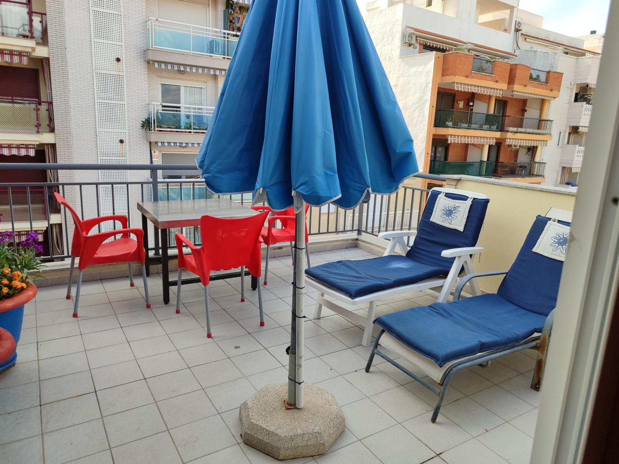 Habitación en un Ático con gran terraza al aire libre una noche 75 mas noches a 65e Burriana Exterior foto