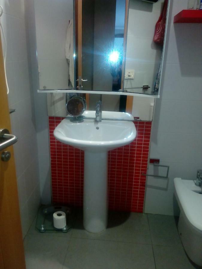 Habitación en un Ático con gran terraza al aire libre una noche 75 mas noches a 65e Burriana Exterior foto
